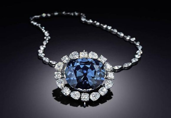 Hope Diamond | Mystery, Curse & History of the Blue Gem